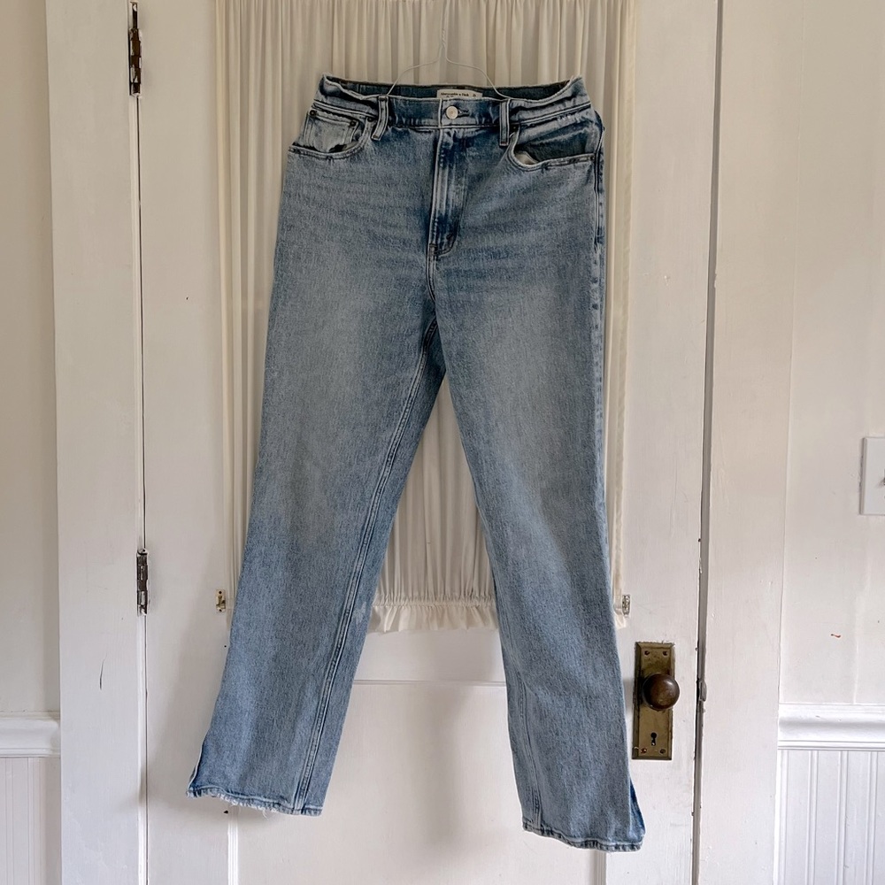 Abercrombie 90s High Rise Jeans